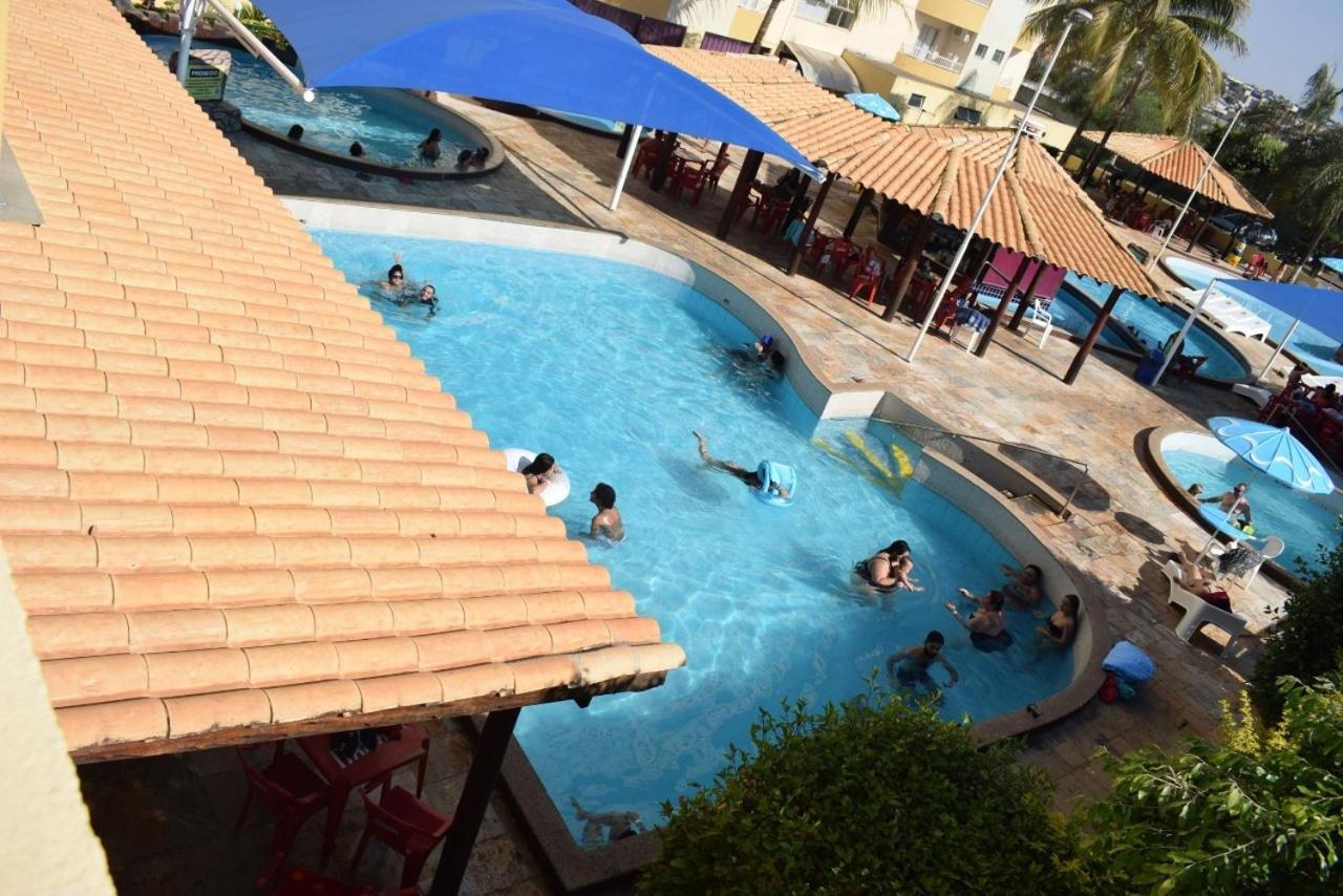 Apartamento Flats Proximo Ao Shopping Singapura - Descer Com Bebidas O Park Aquatico 1410 Caldas Novas