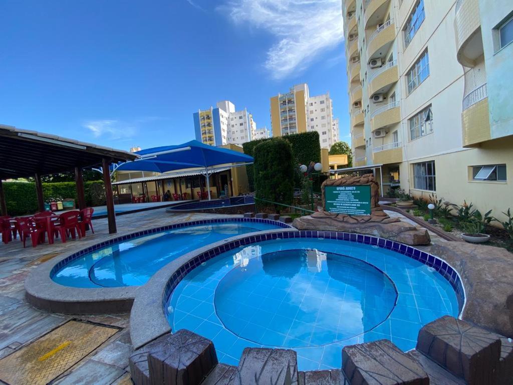 Flats Proximo Ao Shopping Singapura - Descer Com Bebidas O Park Aquatico 1410 Apartamento *